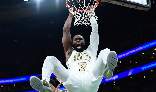 真人百家乐官方网站-杰伦·布朗：我很壮&amp;一直猛冲筐/不回避对抗/不假摔 我竟然零罚球